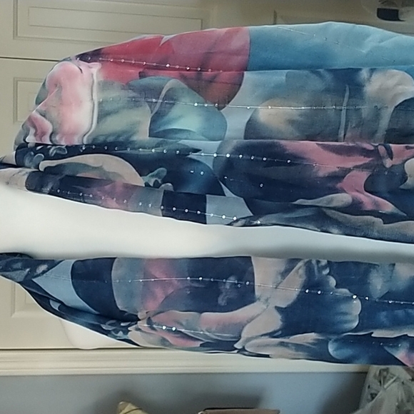 Scarf Wall Medium Blue with Crystals - Picture 4 of 9